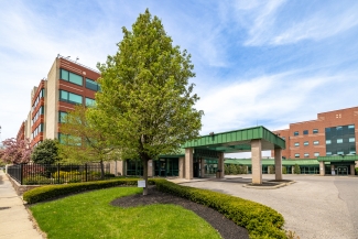 women and families building