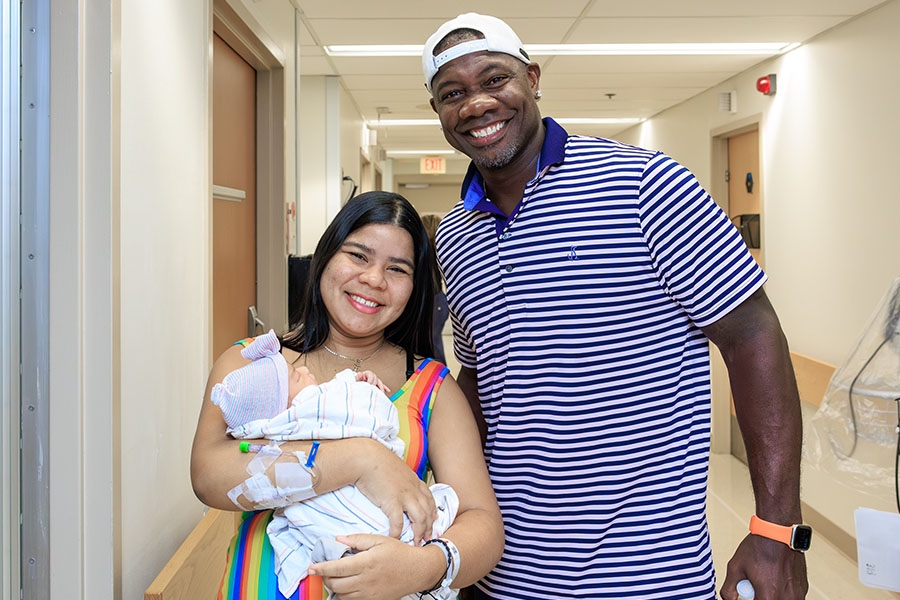 Ryan Howard with new mom at TUH Main Campus