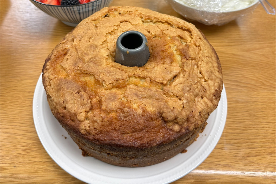 Joan Scanlon (Case Management)’s pound cake, which was paired with fresh berries and homemade whipped cream.