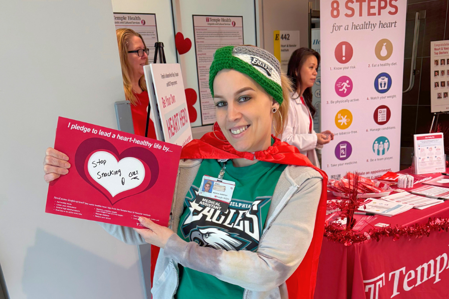 Temple employees, patients, and community members made pledges about their plans to live heart-healthy lives. 