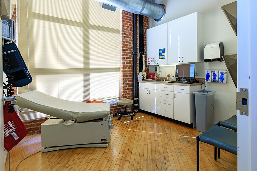 Manayunk Family Medicine patient room