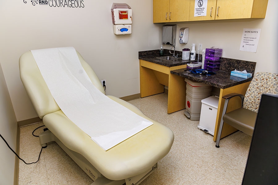 Family Medicine Wyncote patient room